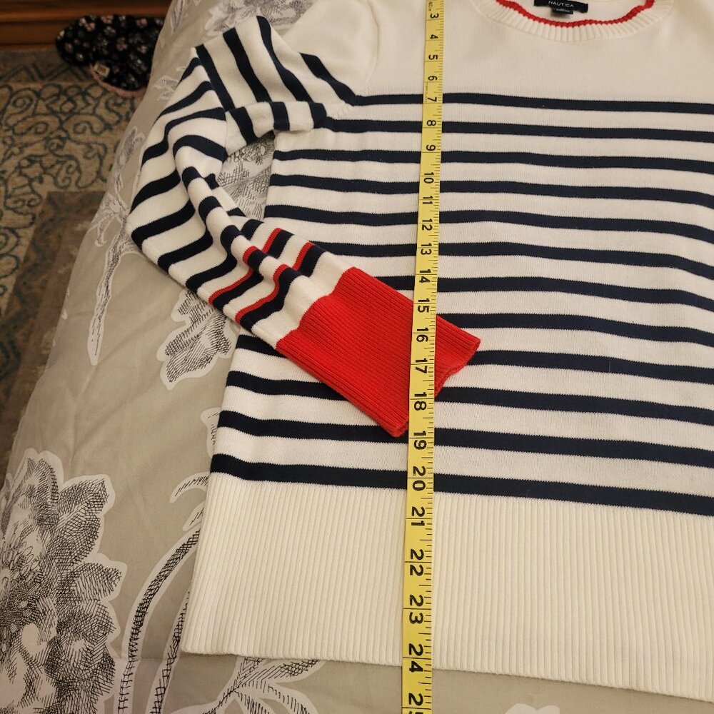 Nautica Crew Neck Cotton Sweater Cream w/Blue Stripes and Red Cuffs Medium EUC - Picture 5 of 6